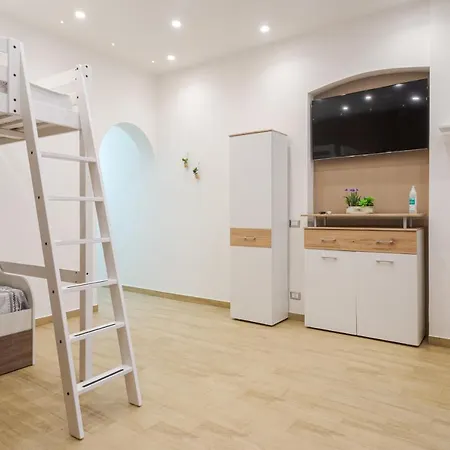 Apartment Barraco's House